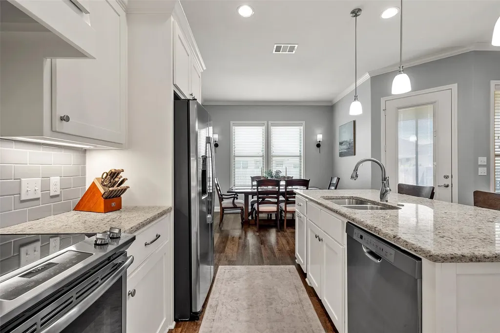 10025 Wildberry Drive Waco TX 76712