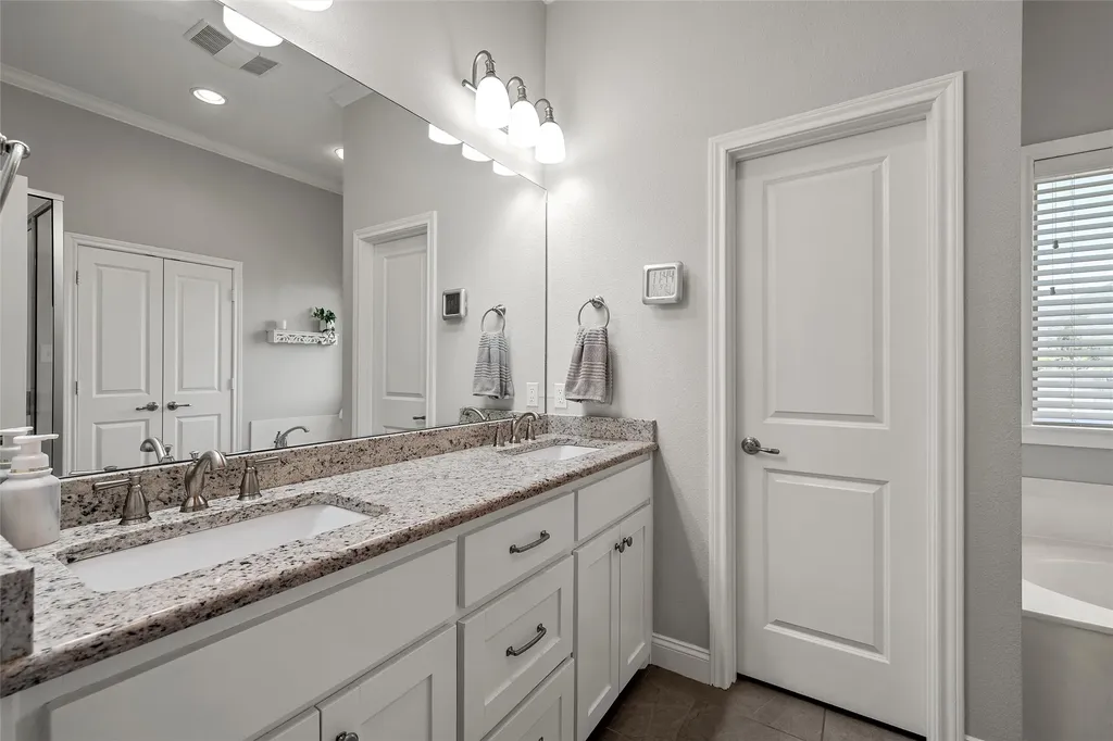 10025 Wildberry Drive Waco TX 76712