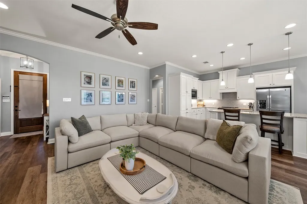 10025 Wildberry Drive Waco TX 76712