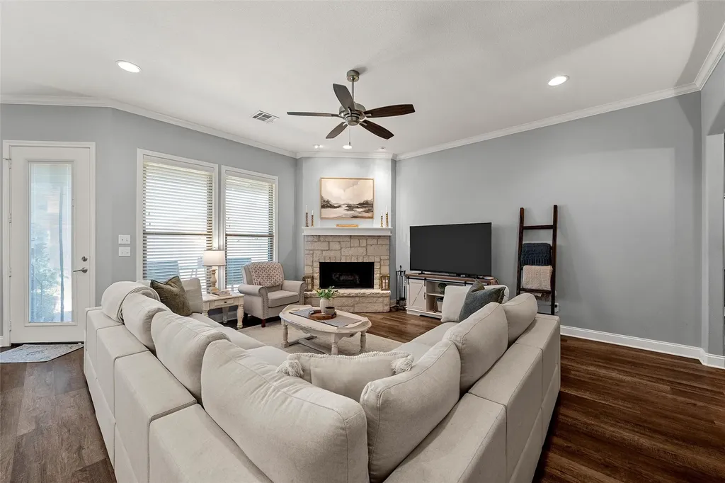 10025 Wildberry Drive Waco TX 76712