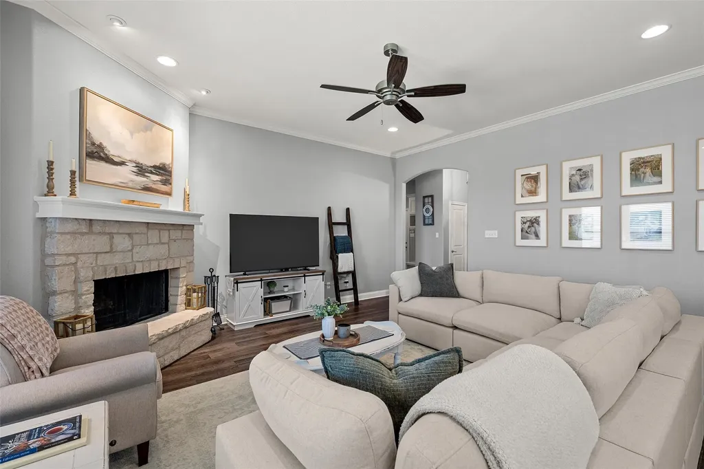 10025 Wildberry Drive Waco TX 76712