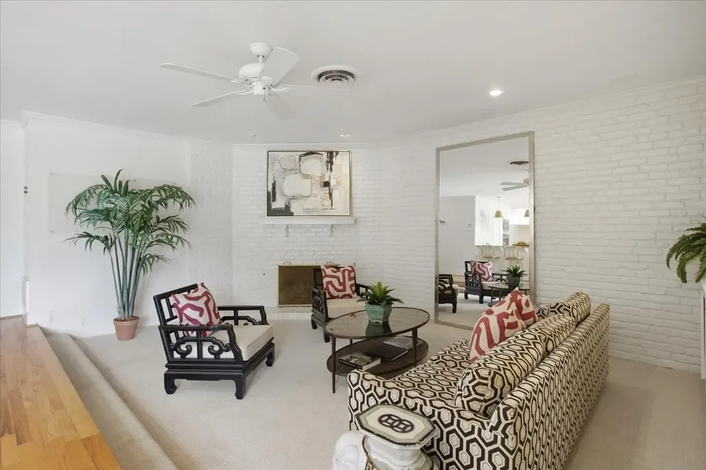 4500 Ranch View Road Fort Worth TX 76109