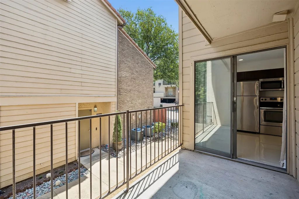 4777 Cedar Springs Road Dallas TX 75219