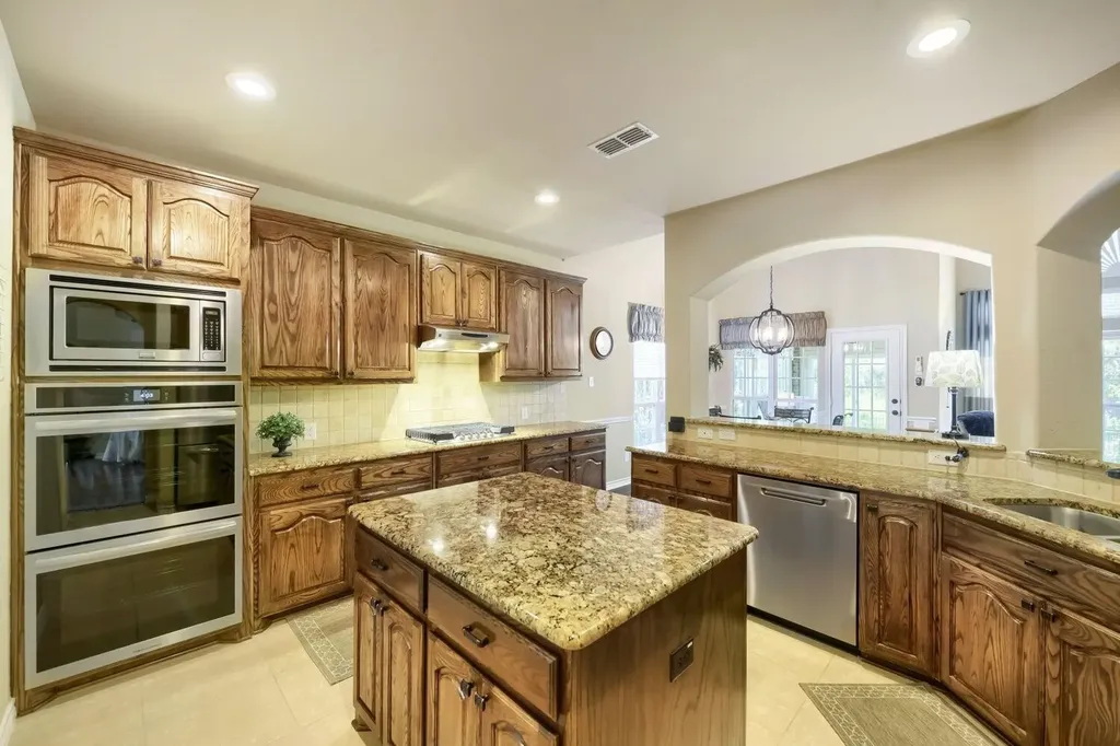 8313 Bishop Pine Road Denton TX 76208