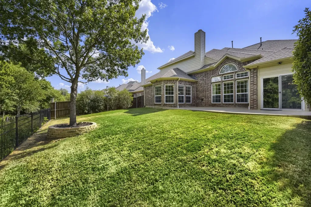 8313 Bishop Pine Road Denton TX 76208