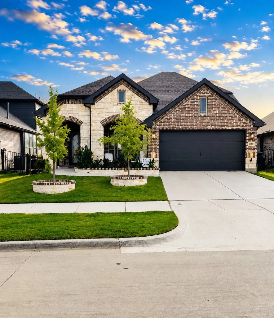 7709 Gatevine Avenue Joshua TX 76058