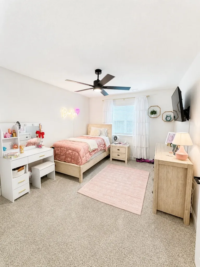 7709 Gatevine Avenue Joshua TX 76058