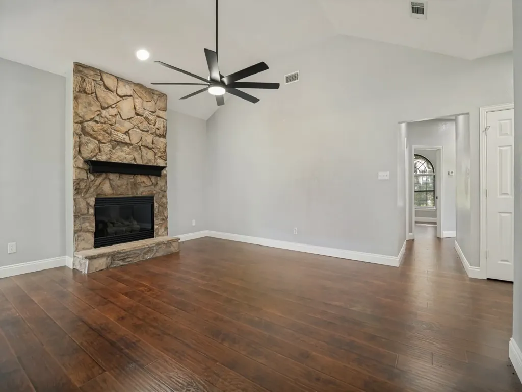 11578 Us Highway 80 Fruitvale TX 75127