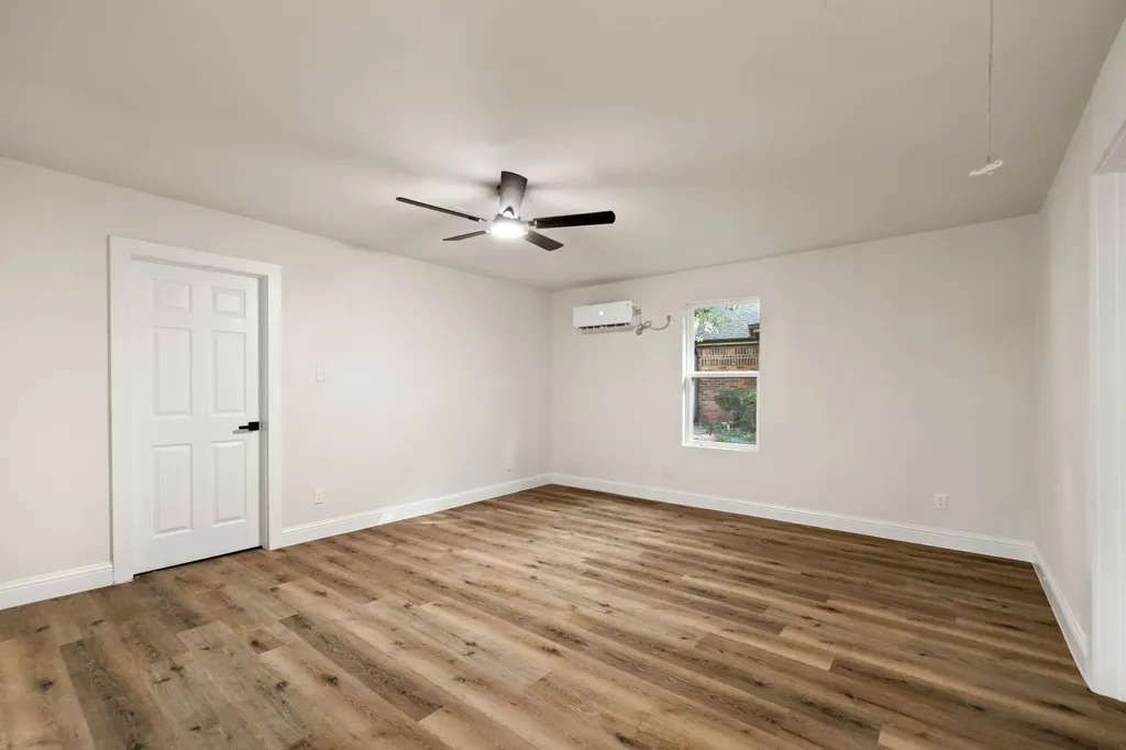 2403 Beverly Hills Lane Mesquite TX 75150