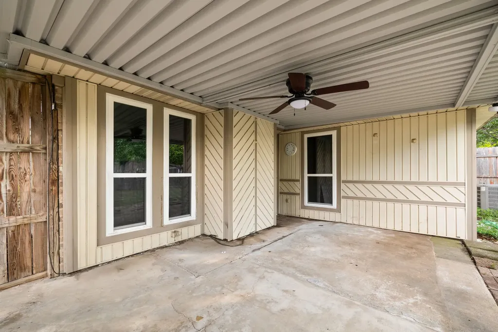 2403 Beverly Hills Lane Mesquite TX 75150