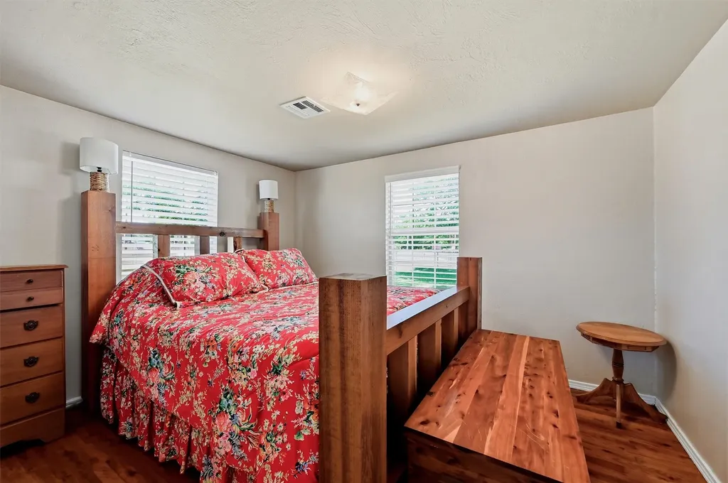 27 Choctaw Drive Gordonville TX 76245