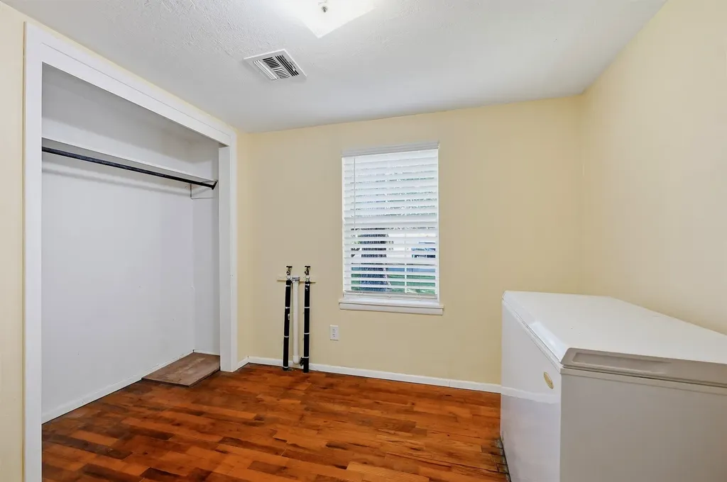 27 Choctaw Drive Gordonville TX 76245