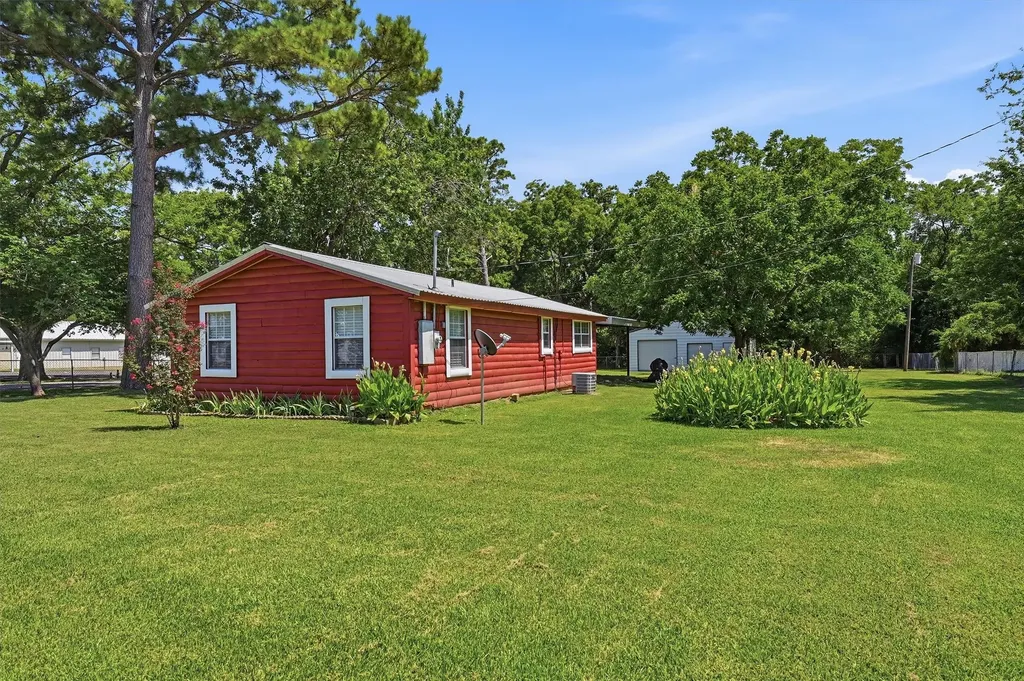 27 Choctaw Drive Gordonville TX 76245