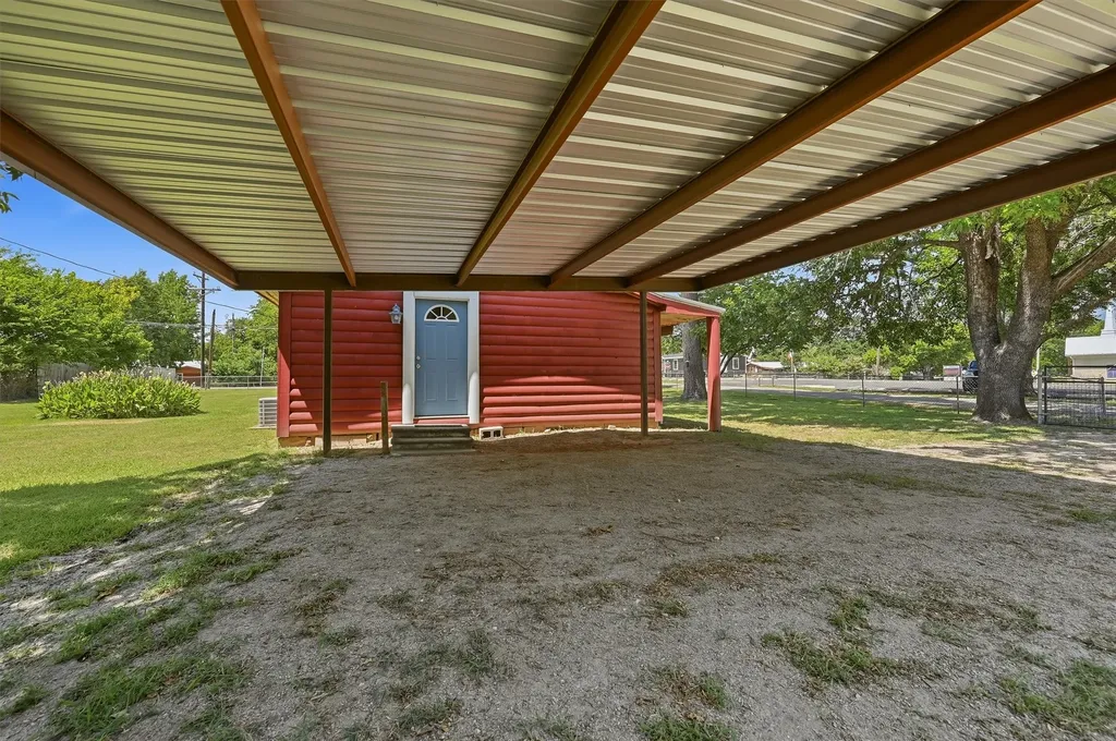 27 Choctaw Drive Gordonville TX 76245