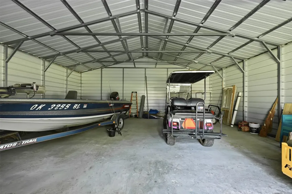 27 Choctaw Drive Gordonville TX 76245