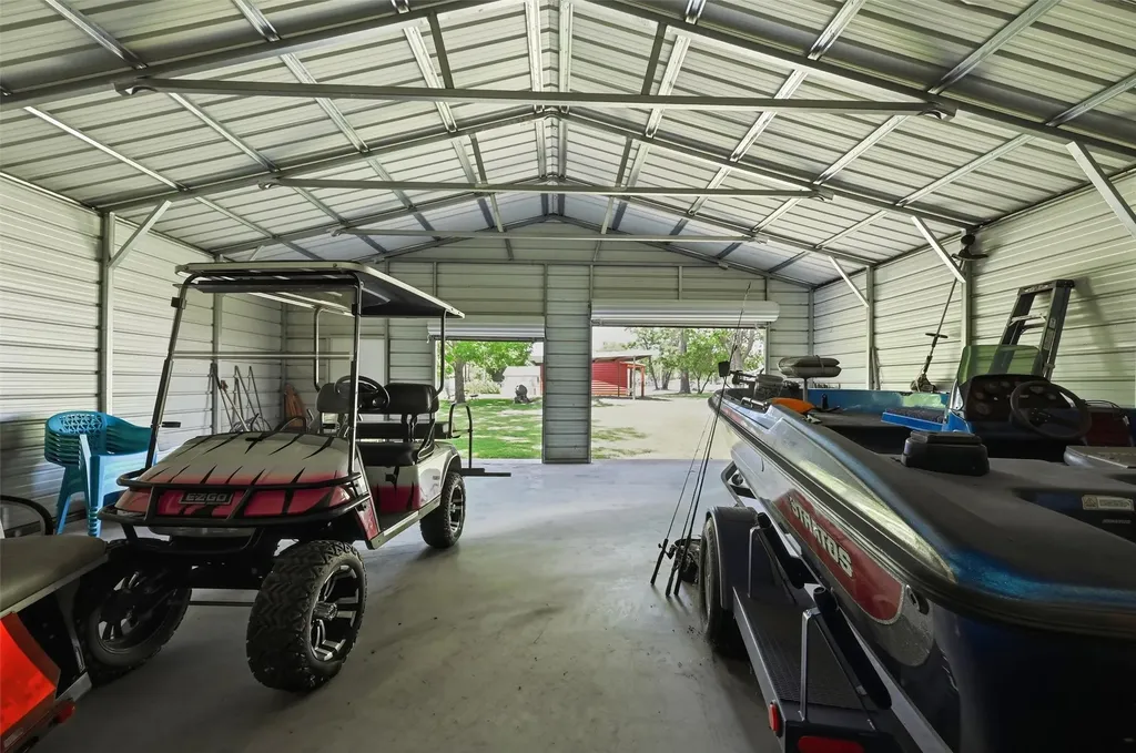 27 Choctaw Drive Gordonville TX 76245