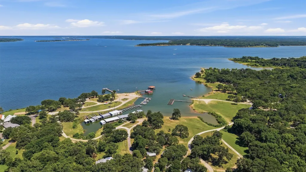 27 Choctaw Drive Gordonville TX 76245