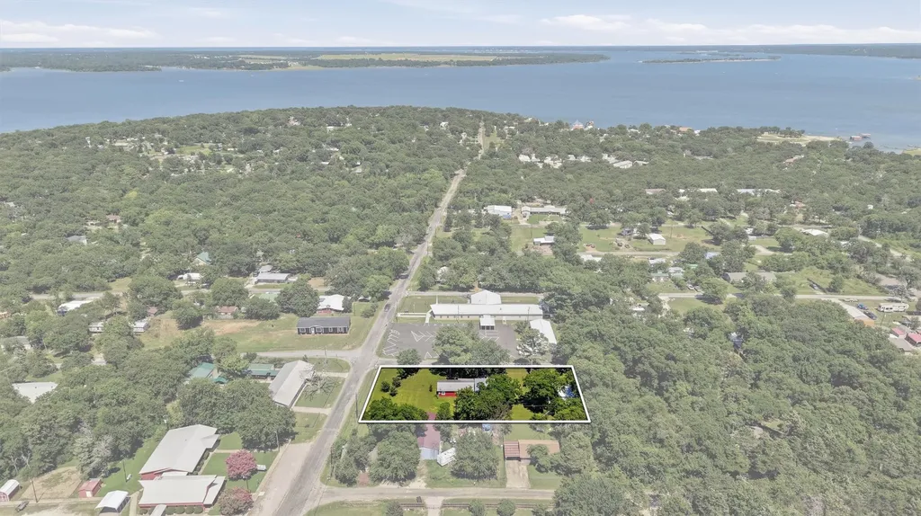 27 Choctaw Drive Gordonville TX 76245