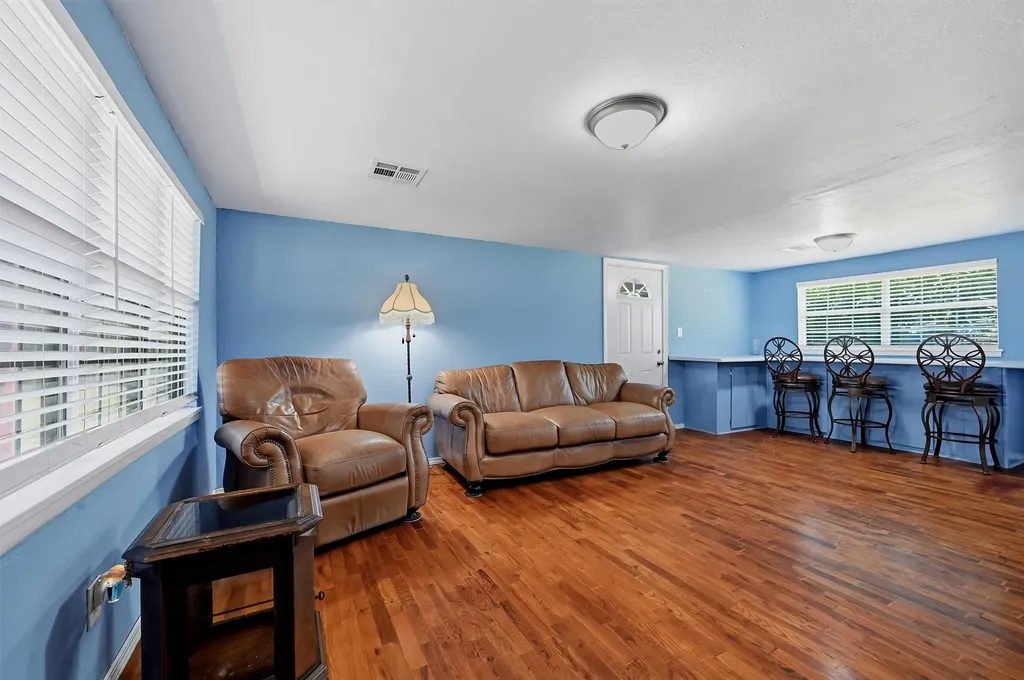27 Choctaw Drive Gordonville TX 76245