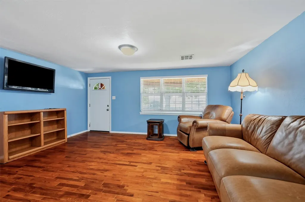 27 Choctaw Drive Gordonville TX 76245