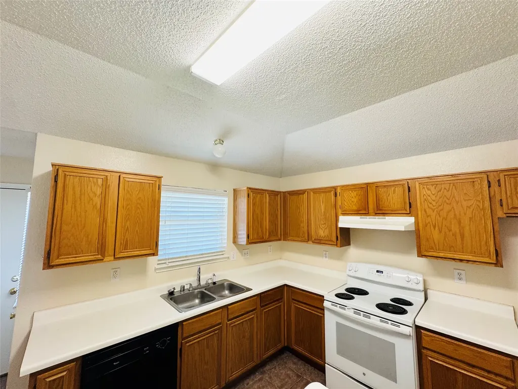 2011 Picadilly Boulevard Mesquite TX 75149