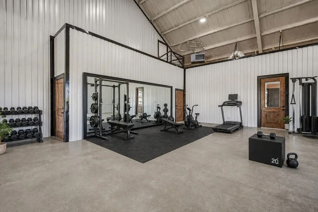 385 Private Road 1733 Stephenville TX 76401