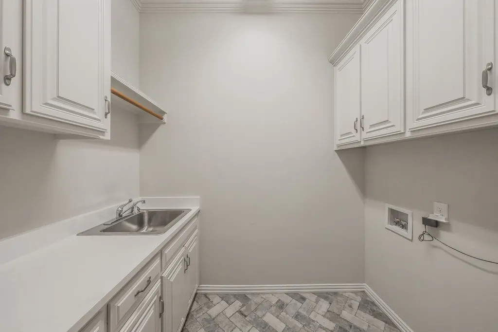210 La Fontaine Lane Keller TX 76248