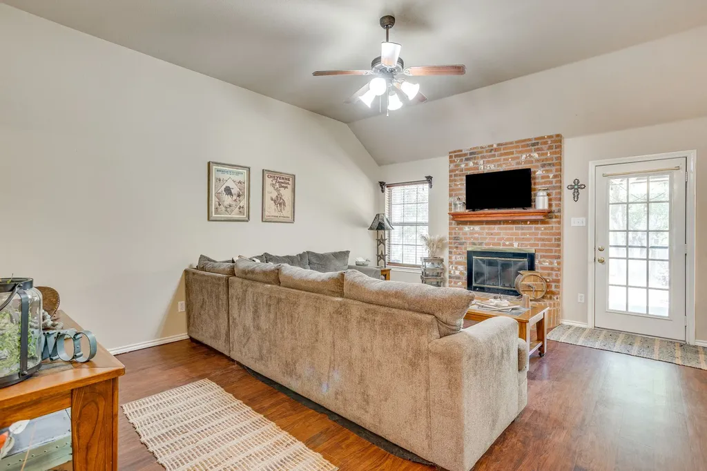 104 Fawn Court Weatherford TX 76088