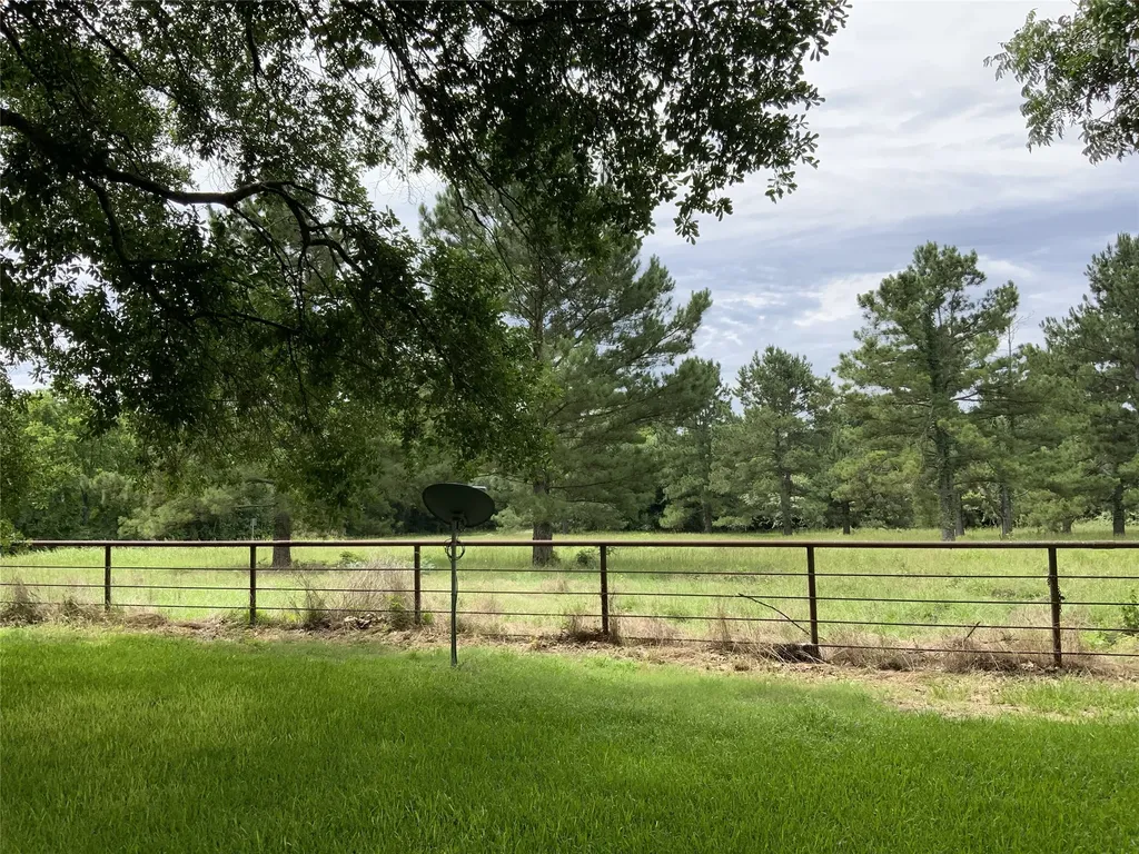 16926 County Road 4336 Larue TX 75770