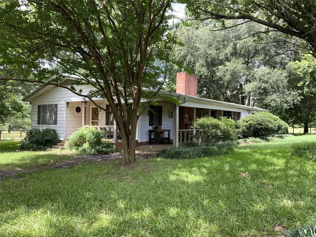 16926 County Road 4336 Larue TX 75770