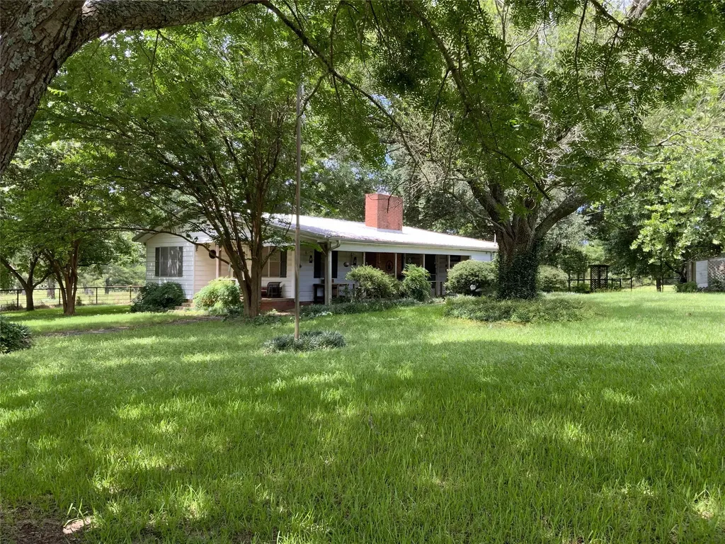 16926 County Road 4336 Larue TX 75770