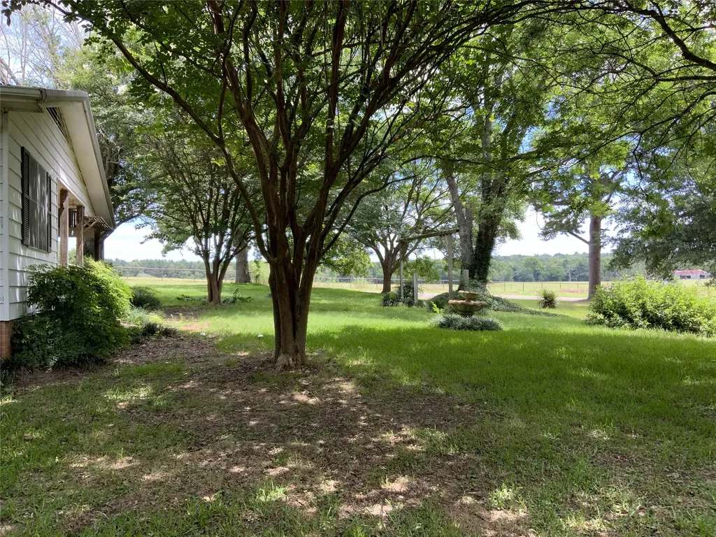 16926 County Road 4336 Larue TX 75770