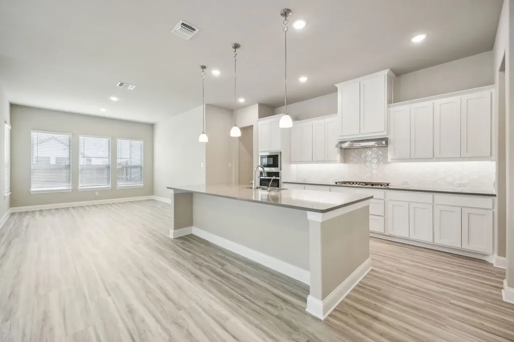 1004 Pearl Crescent Place Crowley TX 76036