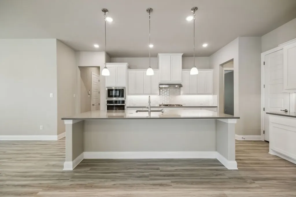 1004 Pearl Crescent Place Crowley TX 76036