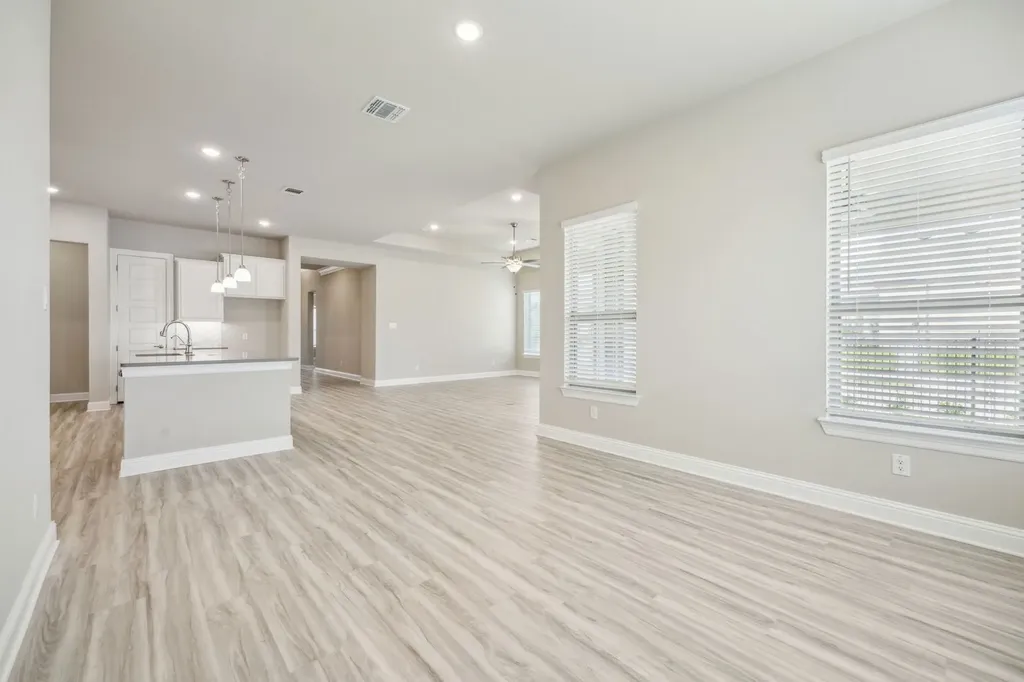 1004 Pearl Crescent Place Crowley TX 76036