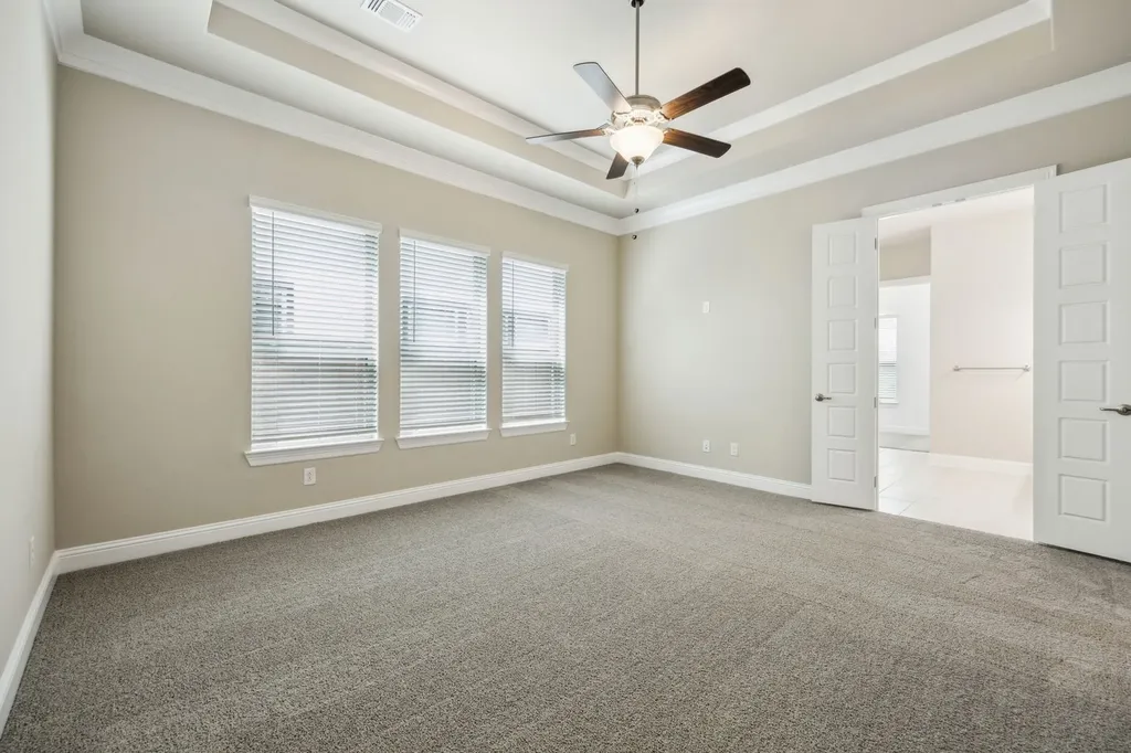 1004 Pearl Crescent Place Crowley TX 76036