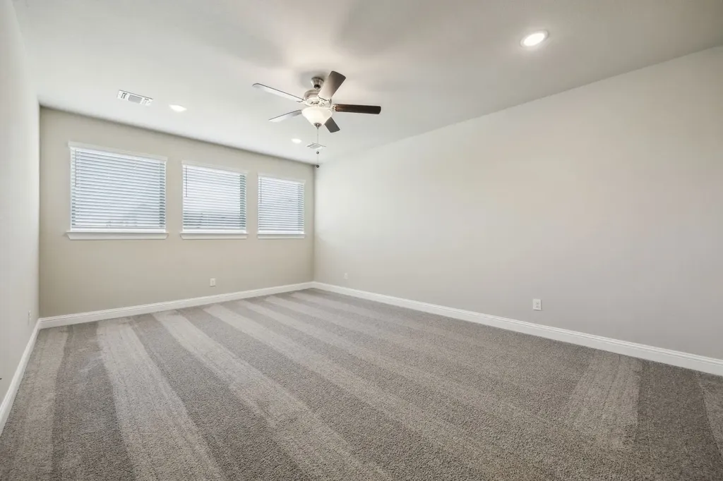 1004 Pearl Crescent Place Crowley TX 76036