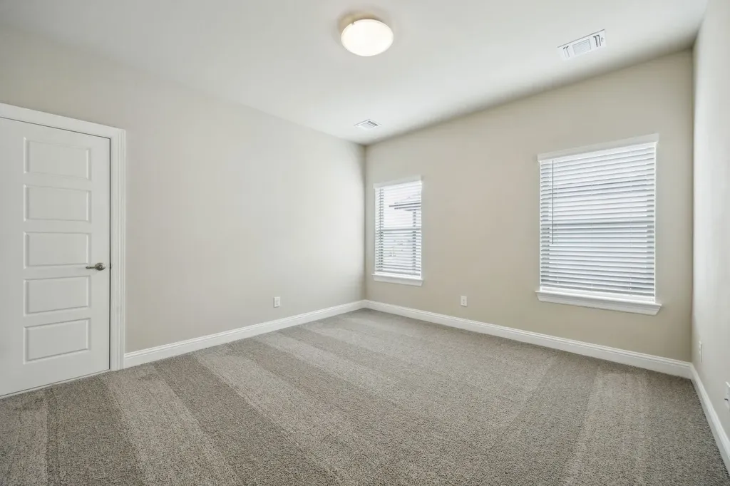 1004 Pearl Crescent Place Crowley TX 76036
