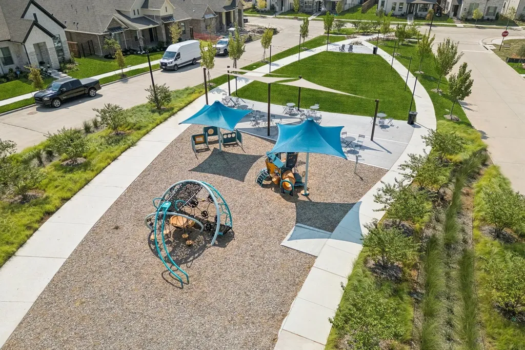 1004 Pearl Crescent Place Crowley TX 76036