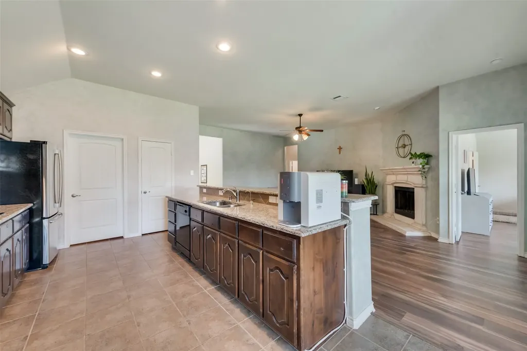 10413 Canyon Lake View Mckinney TX 75072