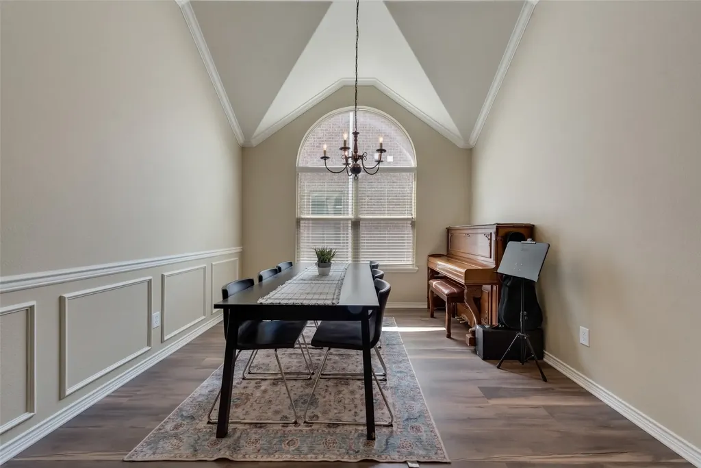10413 Canyon Lake View Mckinney TX 75072