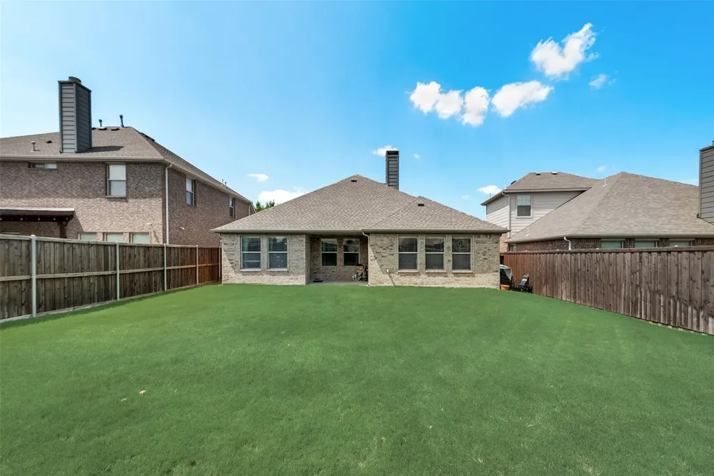 10413 Canyon Lake View Mckinney TX 75072