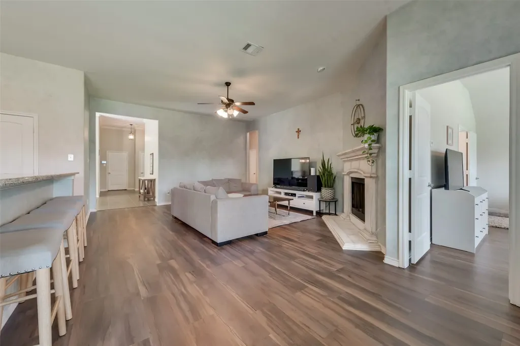 10413 Canyon Lake View Mckinney TX 75072