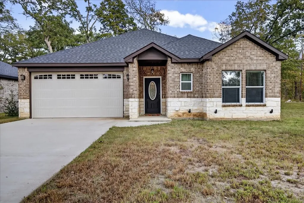 206 Parkside Drive Trinidad TX 75163