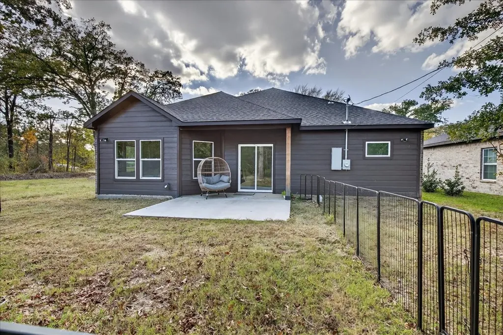 206 Parkside Drive Trinidad TX 75163