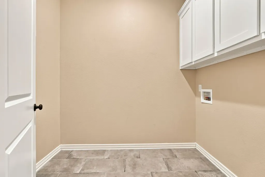 1906 Clearview Drive Ennis TX 75119