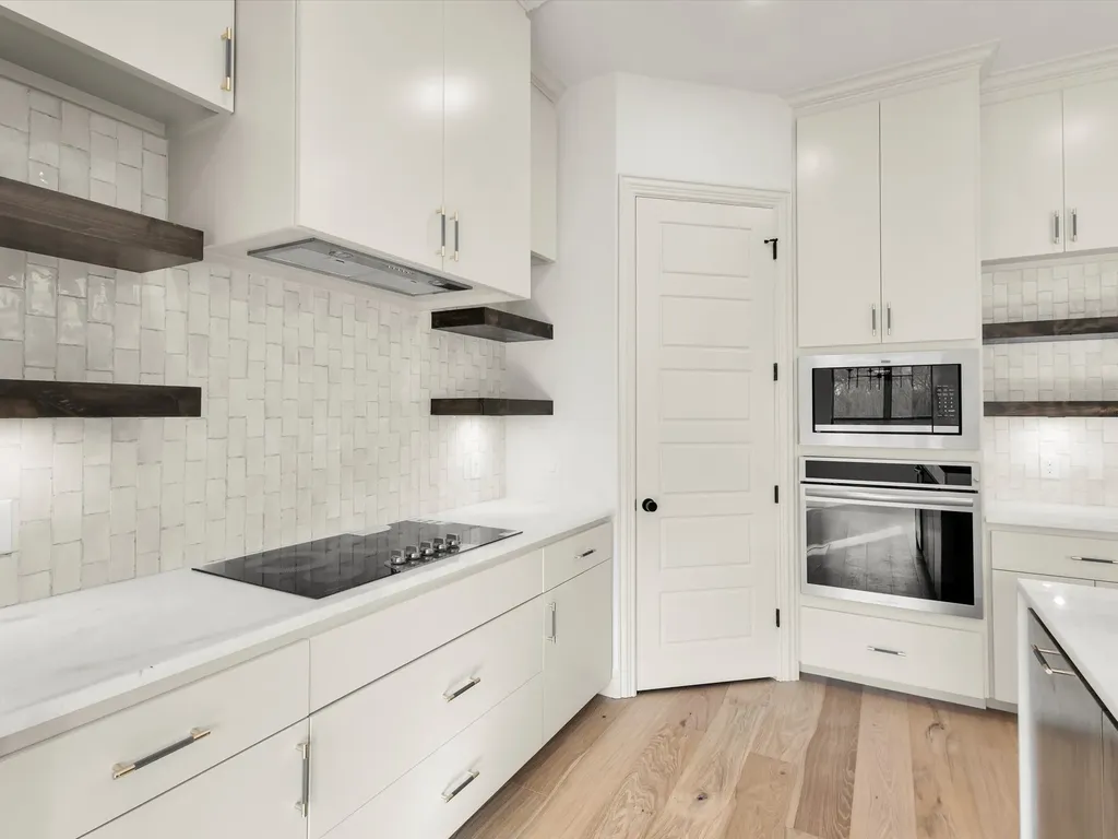 1013 Silver Sage Weatherford TX 76085