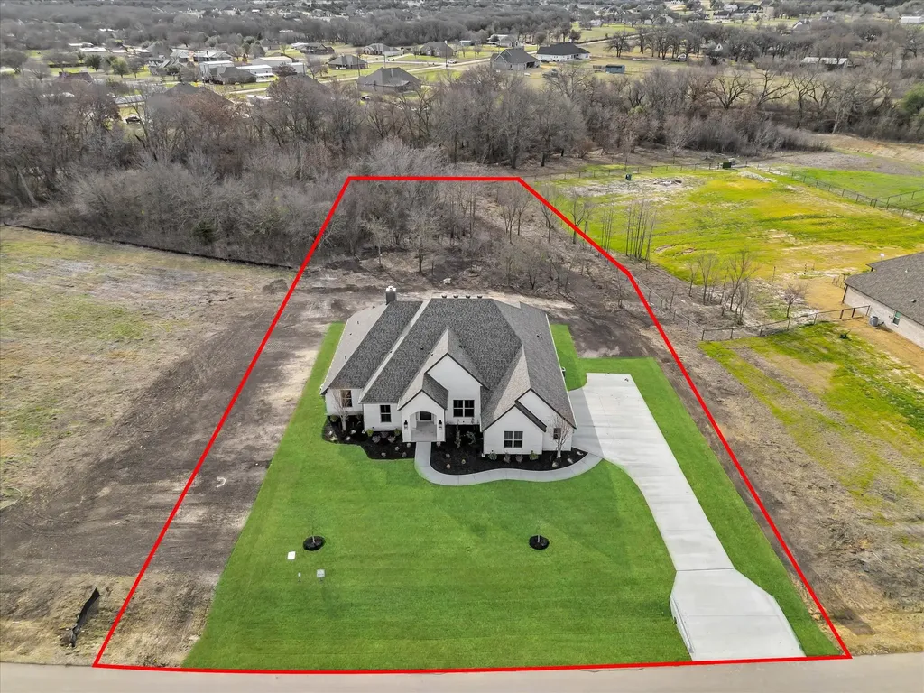 1013 Silver Sage Weatherford TX 76085