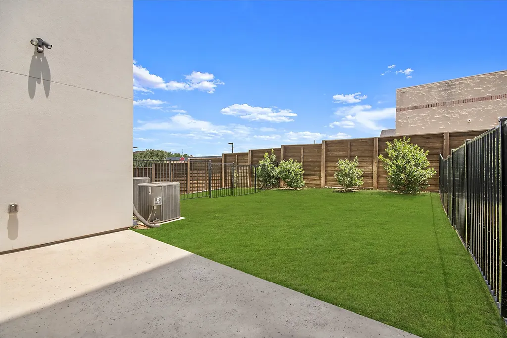 4944 Blaynes View The Colony TX 75056