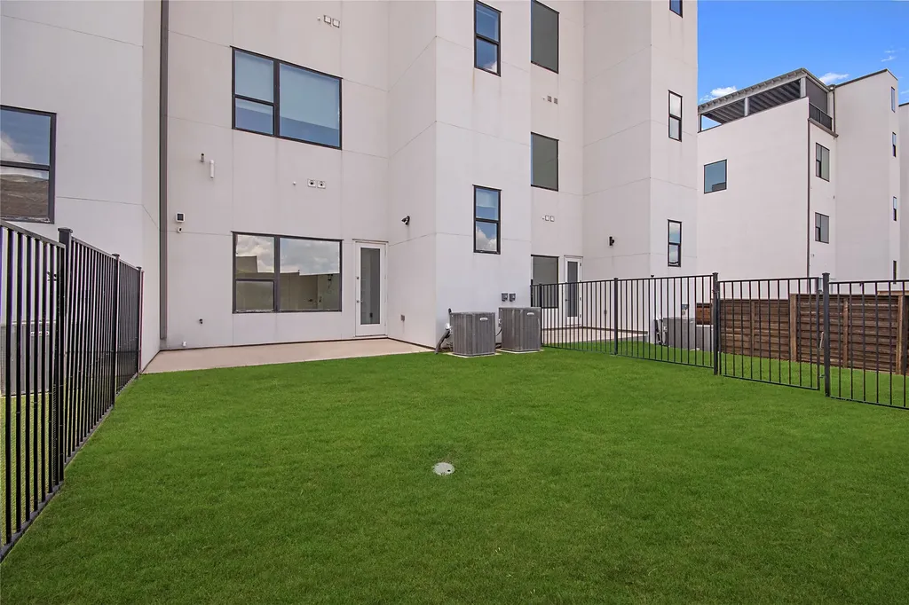 4944 Blaynes View The Colony TX 75056